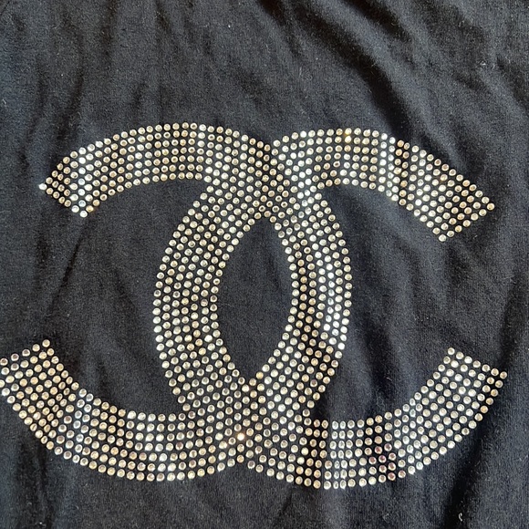 Chanel INSPIRED shirt kids size 6x - Picture 2 of 2